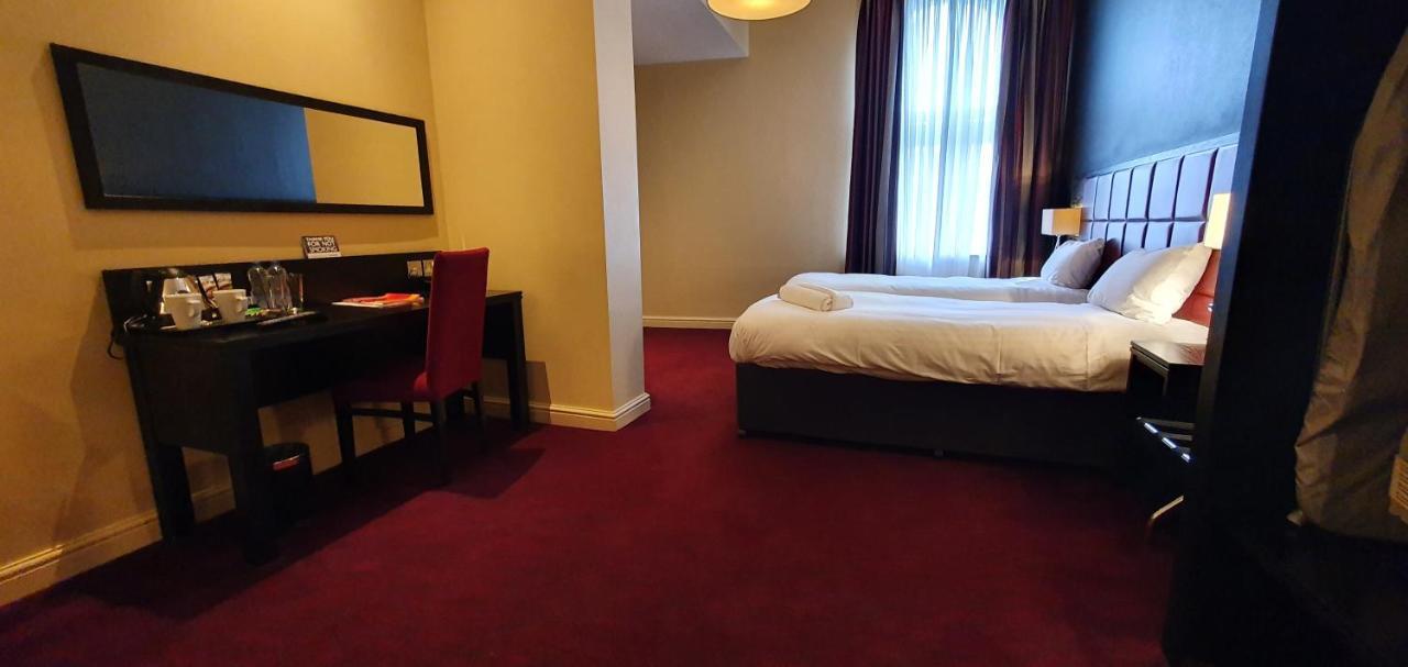 Hotel The John Francis Basset Wetherspoon Camborne Zewnętrze zdjęcie